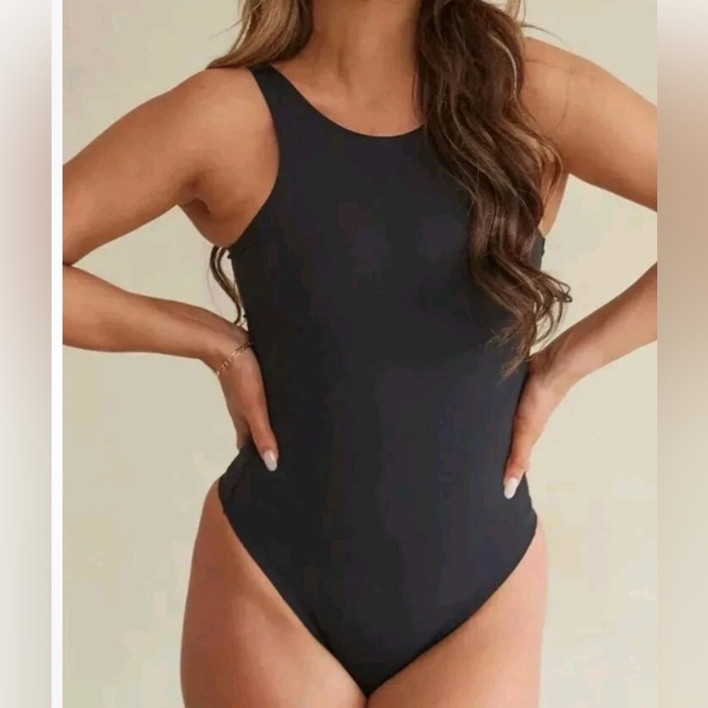 Classic Black Women's Swimsuit <<<<<123>>>>>> - Picture 1 of 8